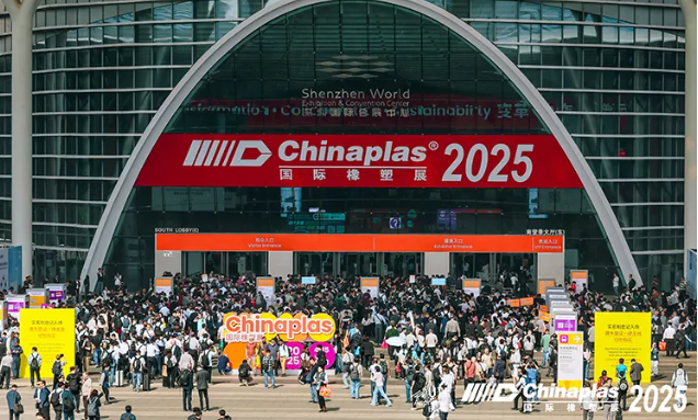 Críochnaíodh taispeántas Chinaplas go rathúil